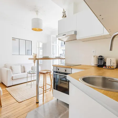 Flat With Balcony 1bdr 2p - Batignolles Daire *