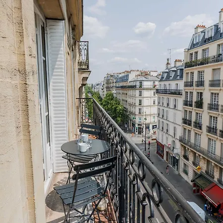Flat With Balcony 1bdr 2p - Batignolles Daire *