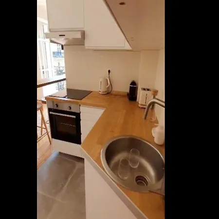 アパート Flat With Balcony 1bdr 2p - Batignolles パリ