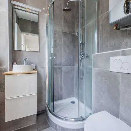 Flat With Balcony 1bdr 2p - Batignolles Διαμέρισμα *